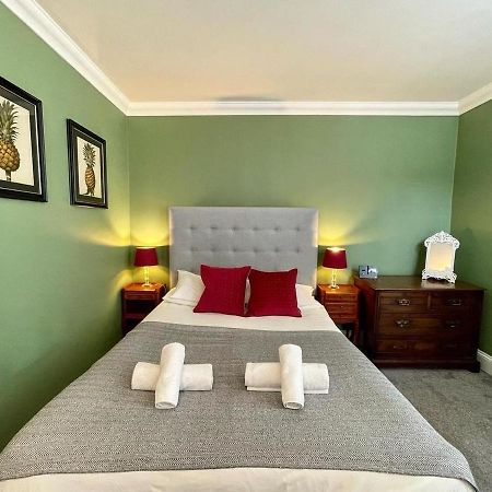 Regency Apartment - Marine Square By Crown Gardens Holiday Homes Brighton Eksteriør billede
