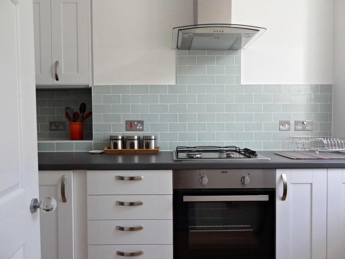 Regency Apartment - Marine Square By Crown Gardens Holiday Homes Brighton Eksteriør billede